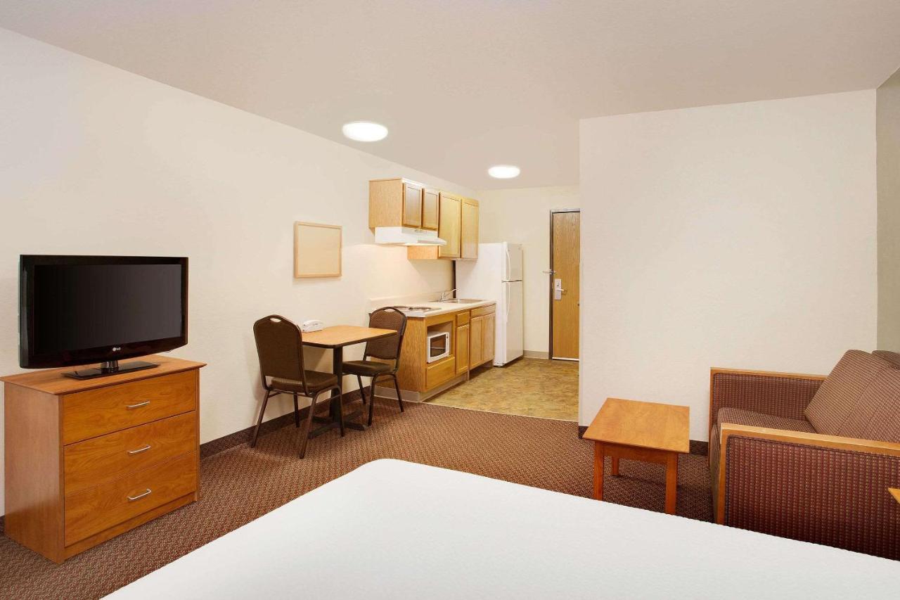 Woodspring Suites Chesapeake-Norfolk South ภายนอก รูปภาพ