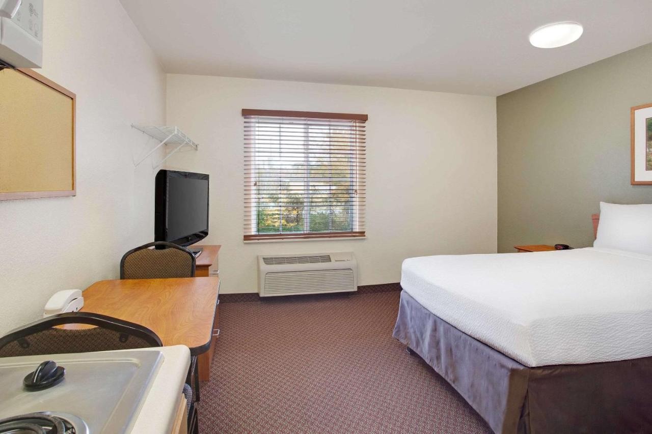 Woodspring Suites Chesapeake-Norfolk South ภายนอก รูปภาพ