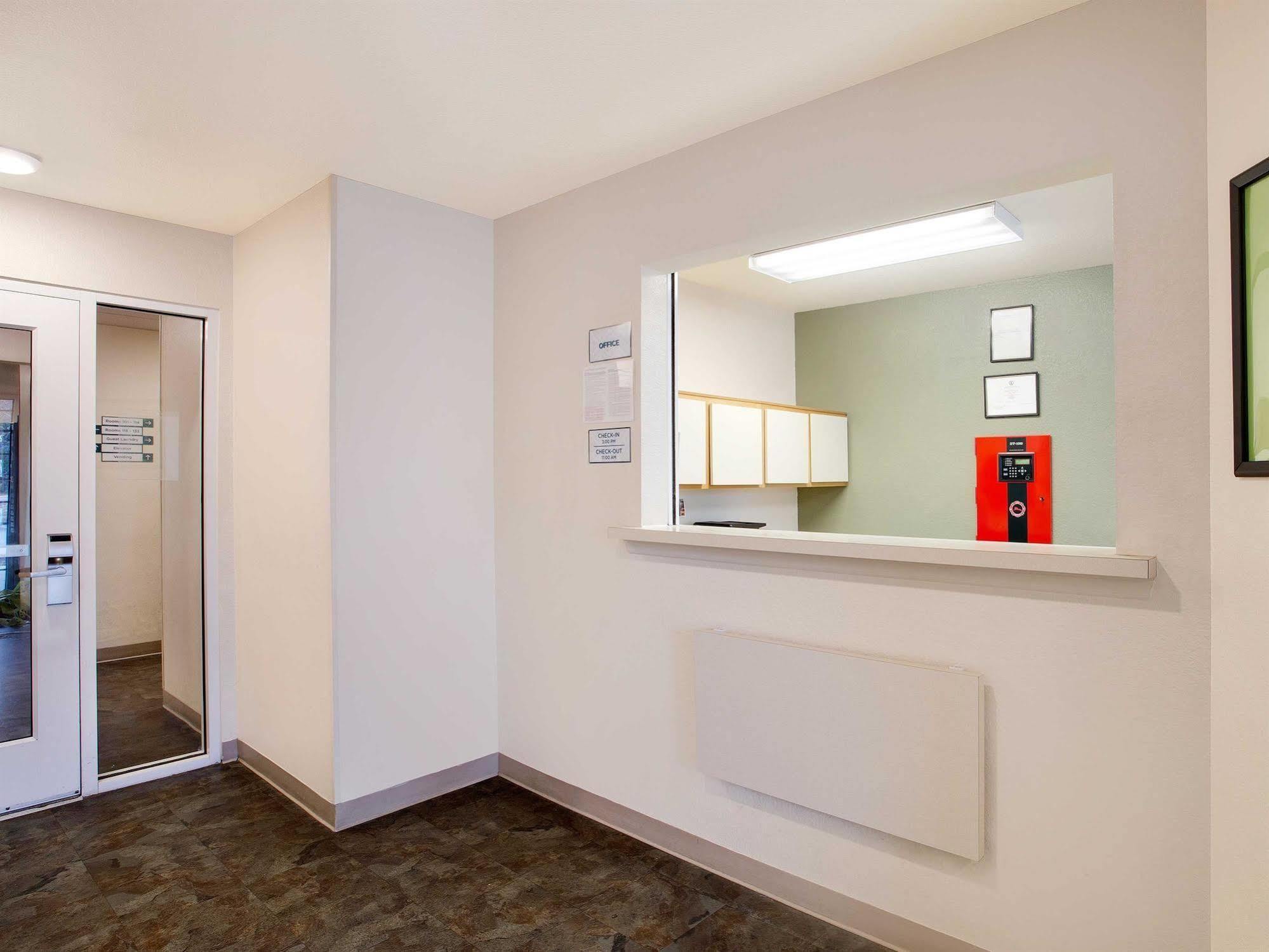 Woodspring Suites Chesapeake-Norfolk South ภายนอก รูปภาพ