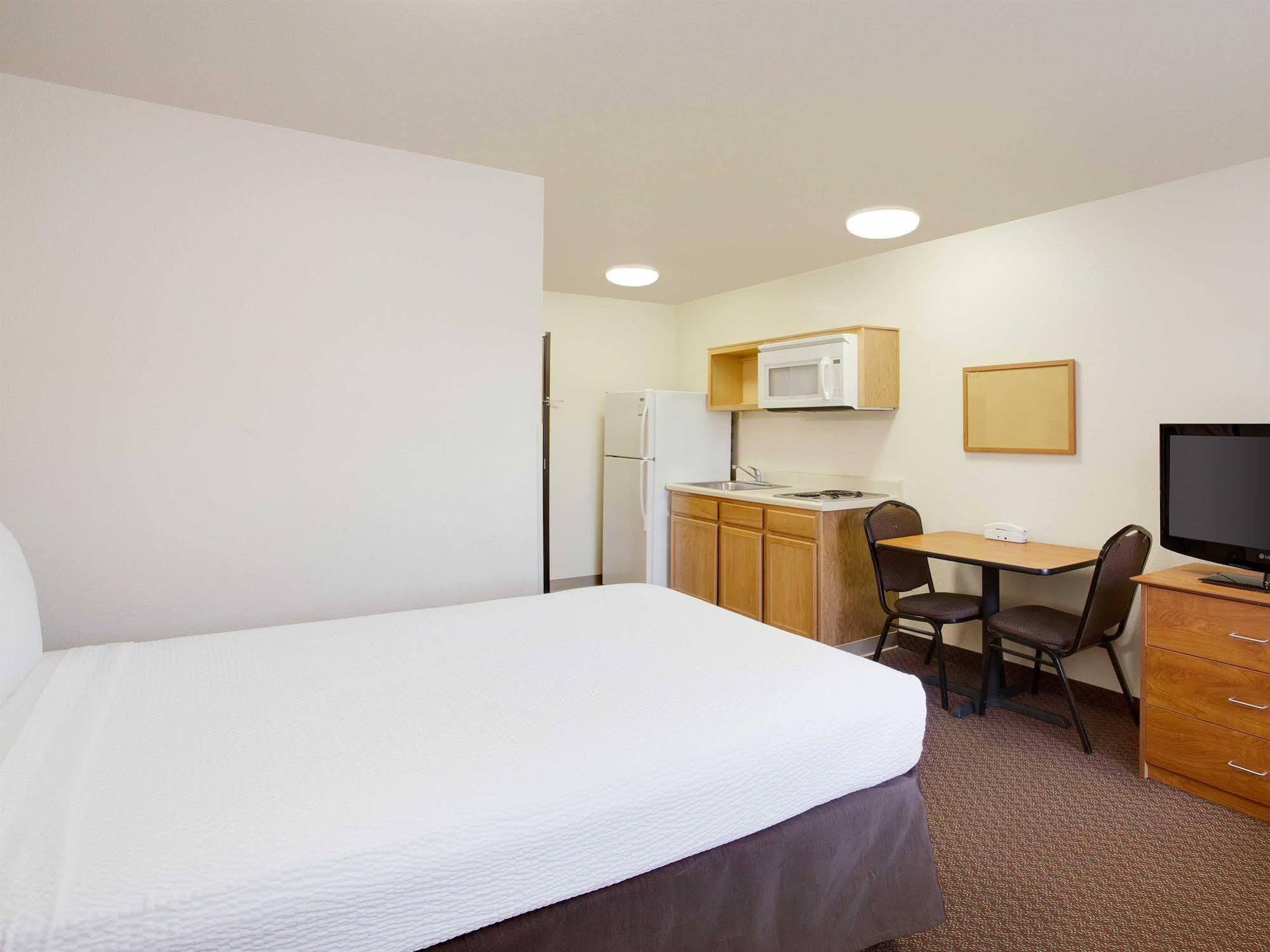 Woodspring Suites Chesapeake-Norfolk South ภายนอก รูปภาพ