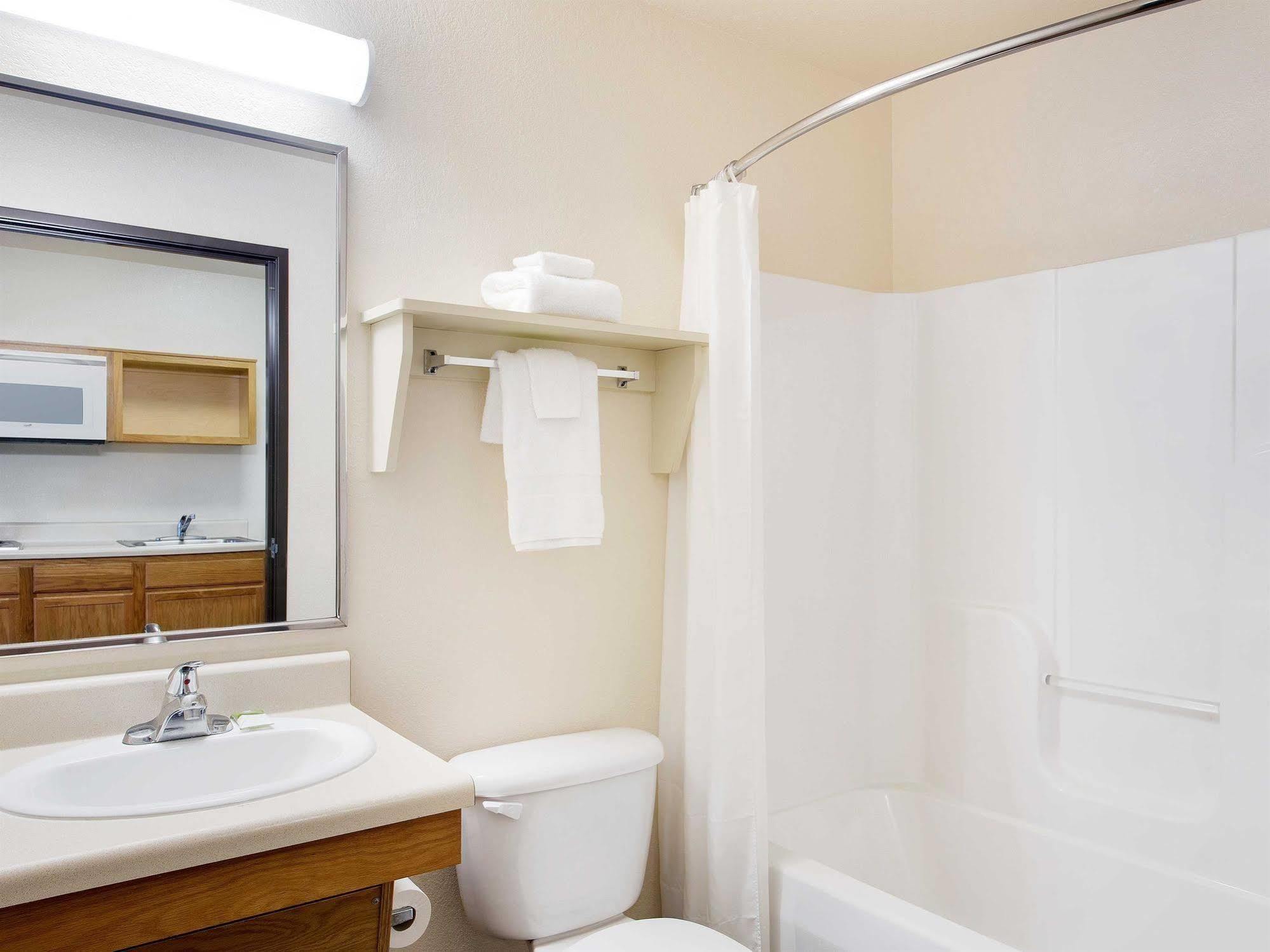 Woodspring Suites Chesapeake-Norfolk South ภายนอก รูปภาพ