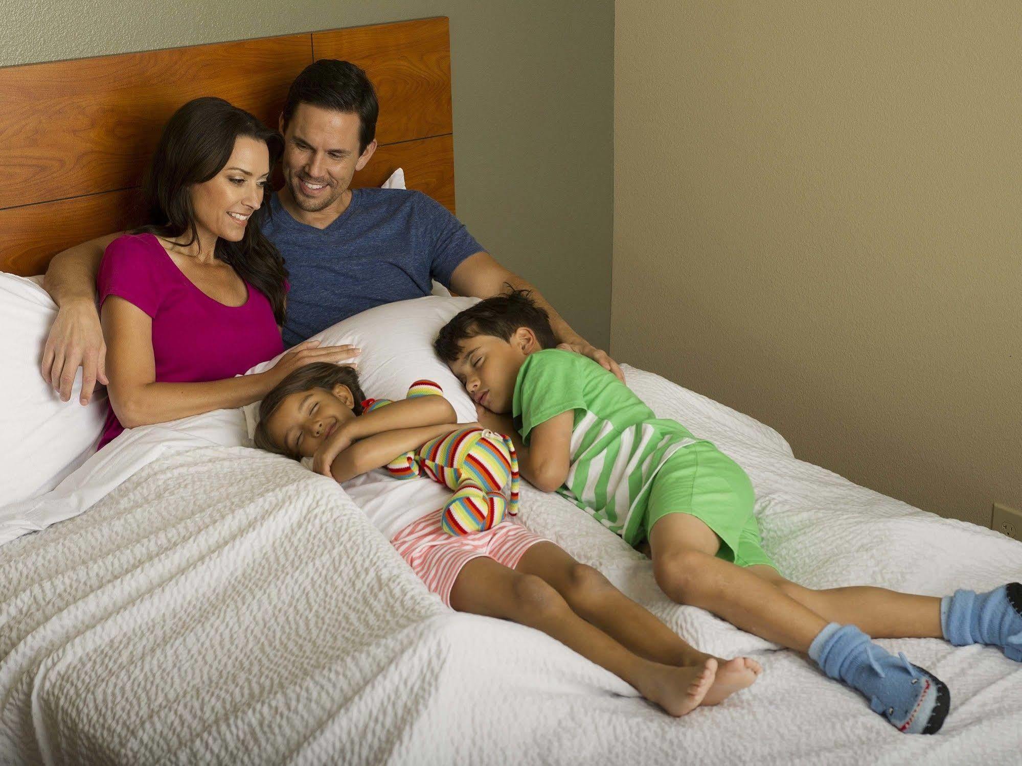 Woodspring Suites Chesapeake-Norfolk South ภายนอก รูปภาพ