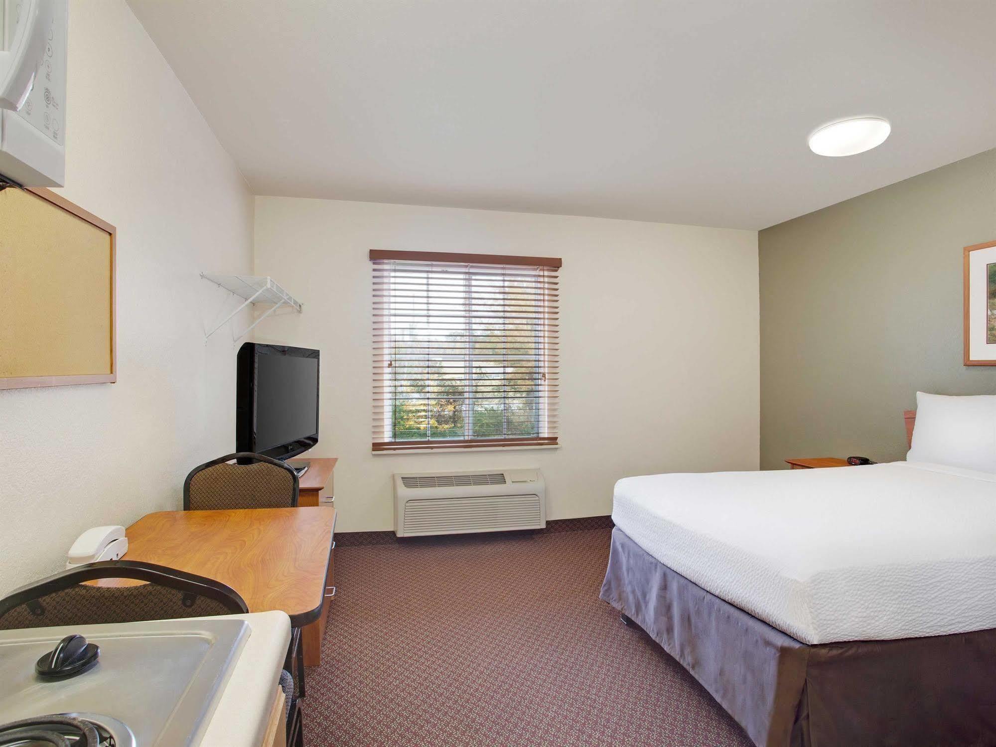 Woodspring Suites Chesapeake-Norfolk South ภายนอก รูปภาพ